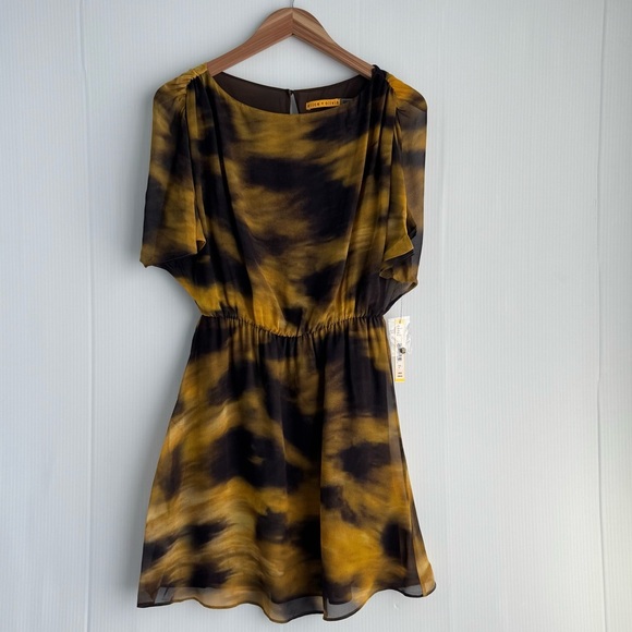 🆕 Alice + Olivia Silk Chiffon Kimono Sleeve Blouson yellow NWT size small - Picture 4 of 13